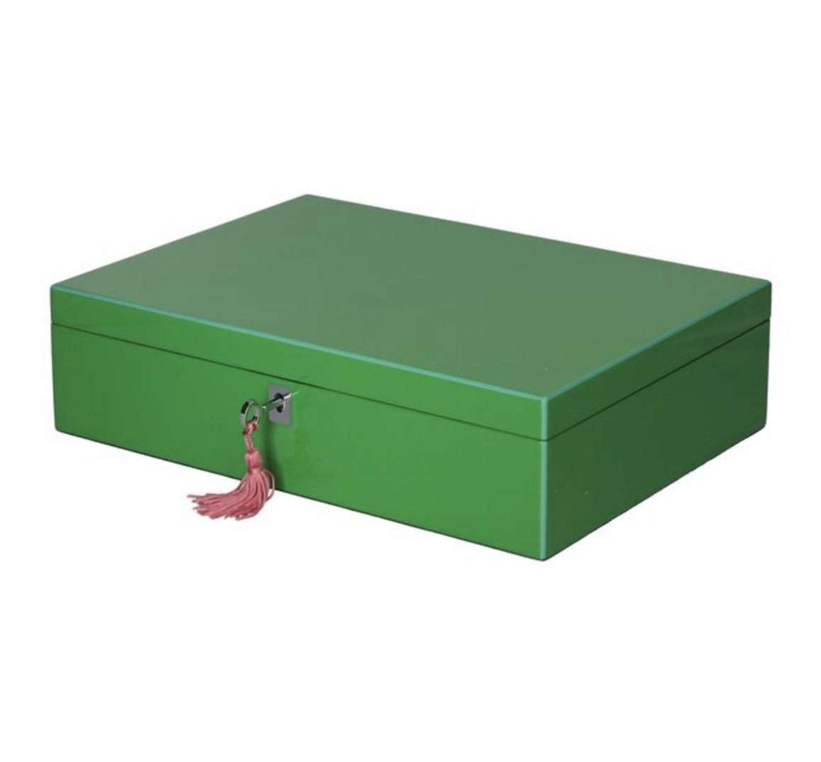 Gift Company TANG GREEN JEWELLERY BOX Schmuckkasten mit Schloss (Gr. M, grün)