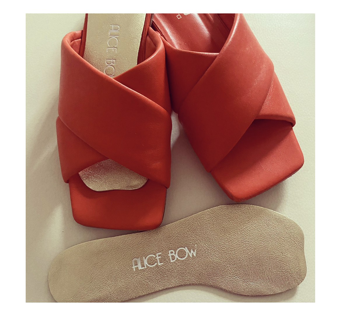 Alice Bow INSOLES for HIGH HEELS & FLATS Leder-Einlegesohlen Metallic Gold Leaf
