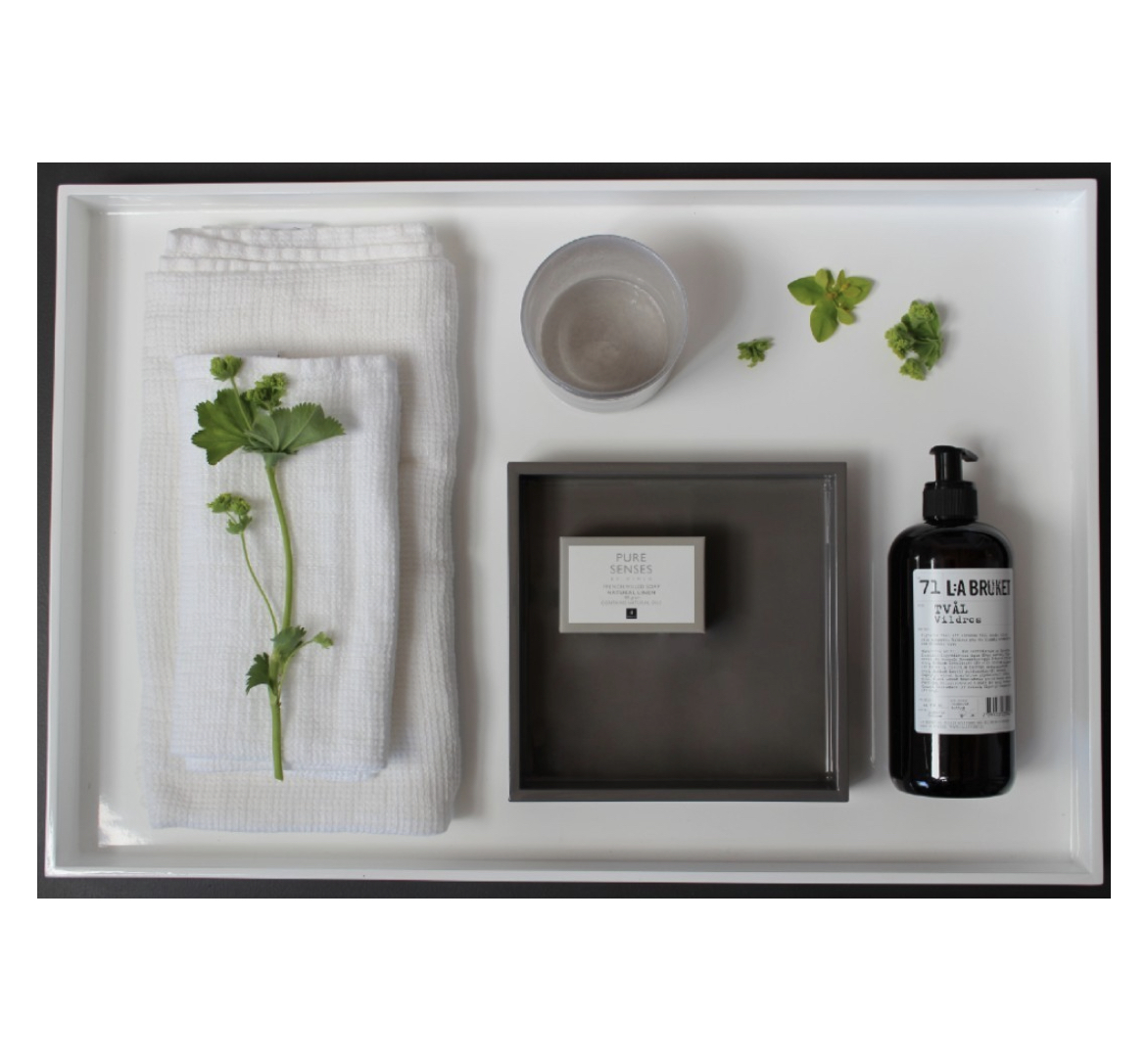 Mojoo_lux-lacquer_BadPMt0A1n7NrMI9