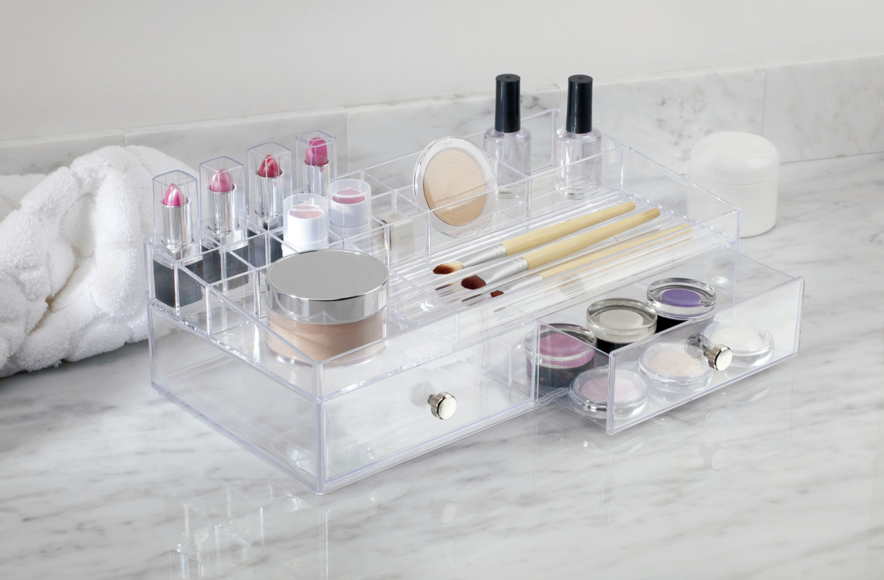 clarity_kosmetik_schublade_2_interdesign25375f6a16d346