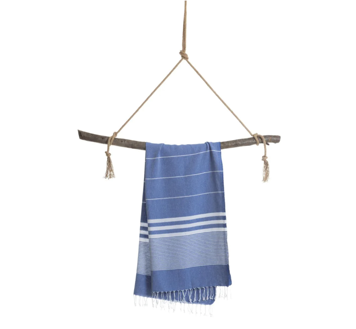Malibu_Tuch_Blue_Towel_To_Go