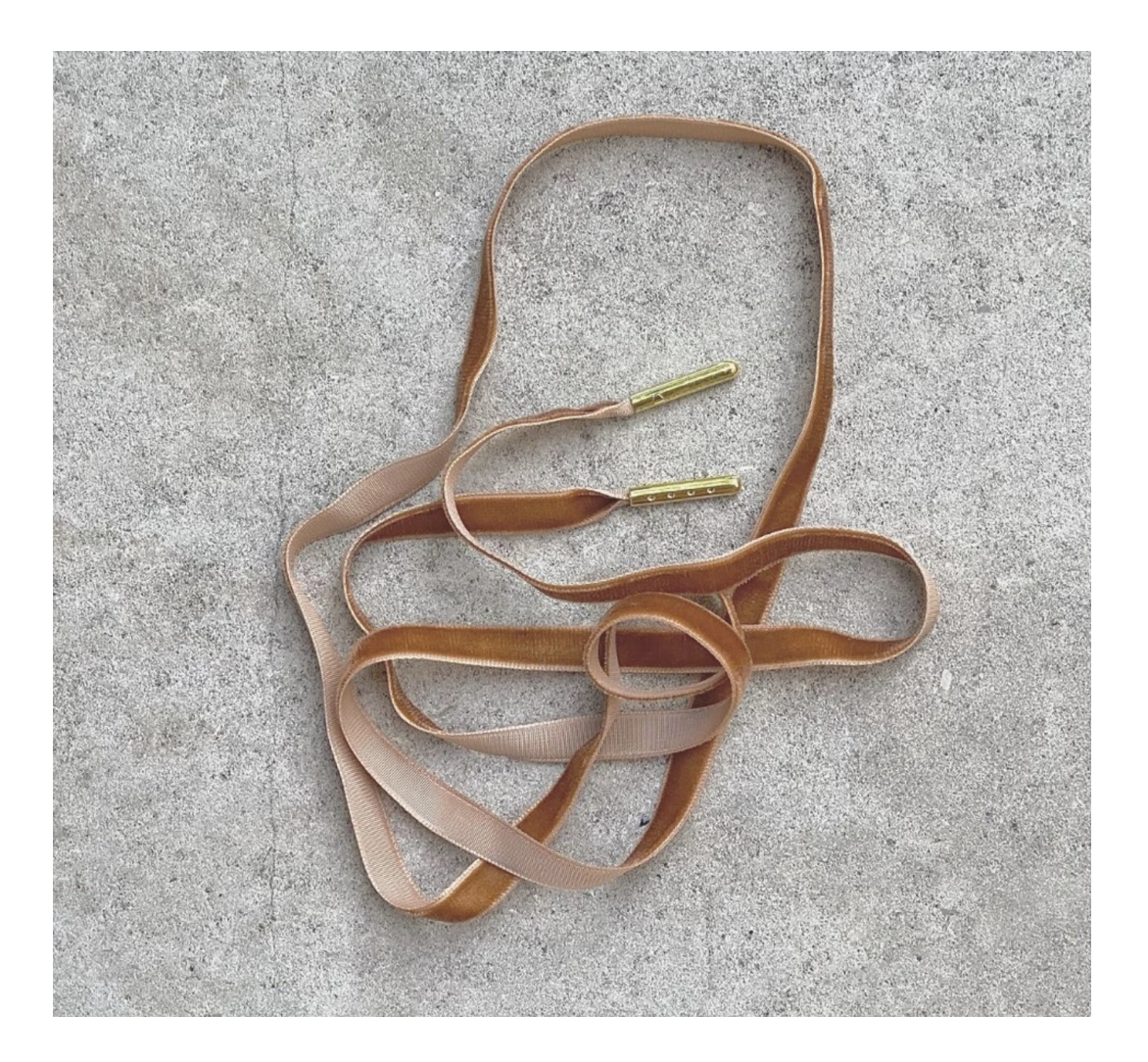 Shoe_Lace_Velvet_Chestnut_Alice_Bow Alice Bow VELVET SHOELACES, Samt-Schnürsenkel, Paar Chestnut