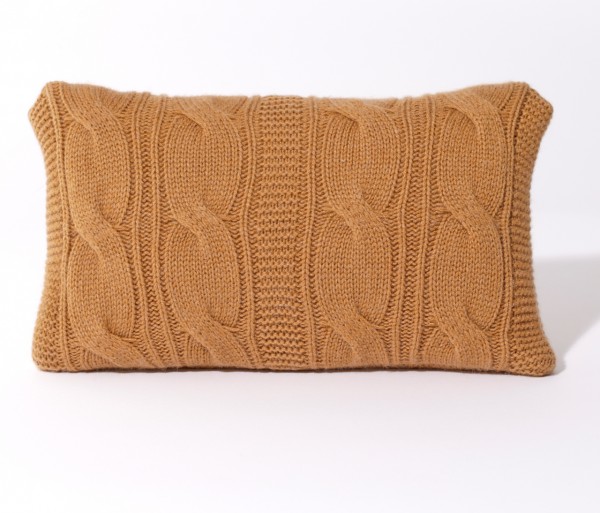 Katrin Leuze CASHMERE NECK CUSHION Nackenkissen, 100% Kaschmir (Camel)